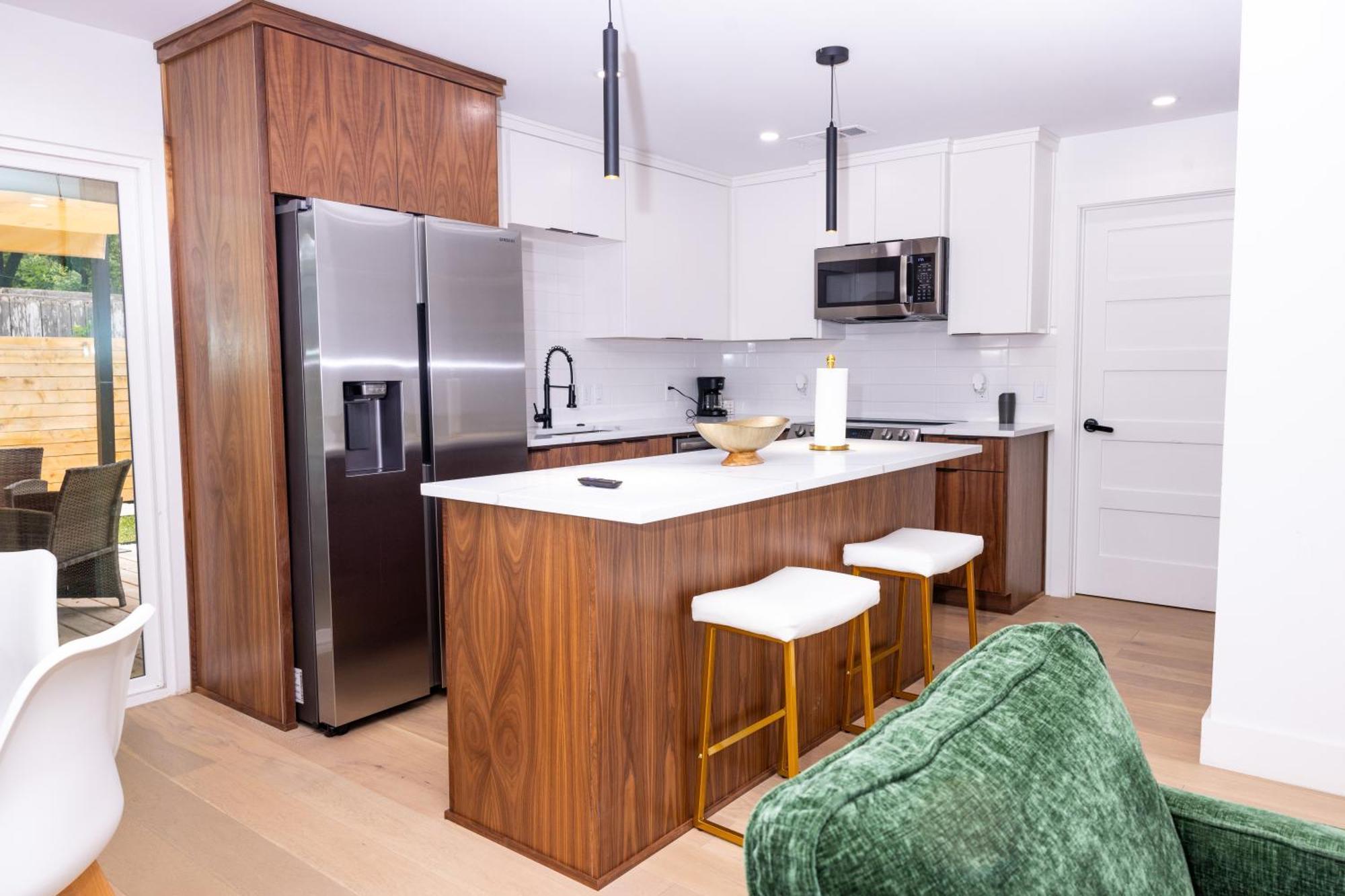 Hébergement de vacances Luxe Retreat, Modern Gem With Private Backyard Oasis Austin